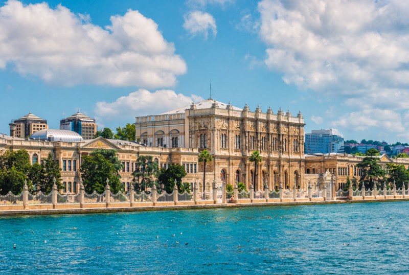dolmabahce palace